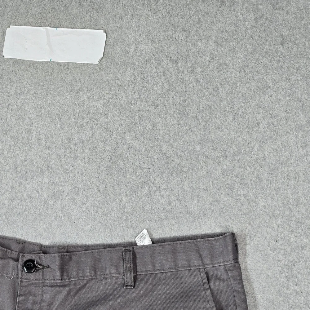 Dickies Men Shorts 44 Gray Chino Twill 13